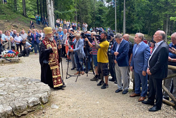 Ежегодная мемориальная церемония у Русской часовни под перевалом Вршич